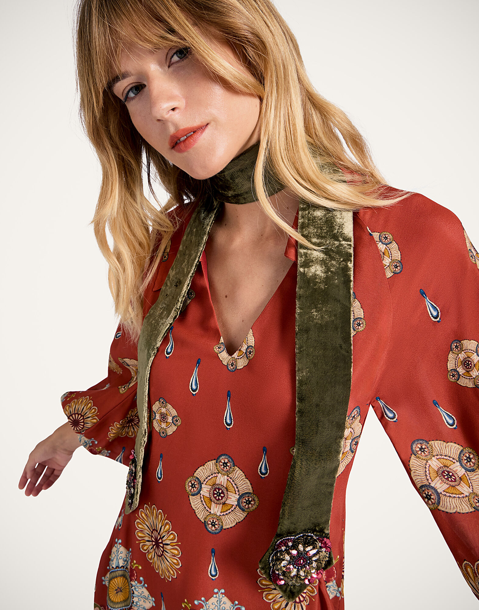 La DoubleJ Ella 2-Ways Stole Solid Military Green HEB0024VEL015NUC05GR12