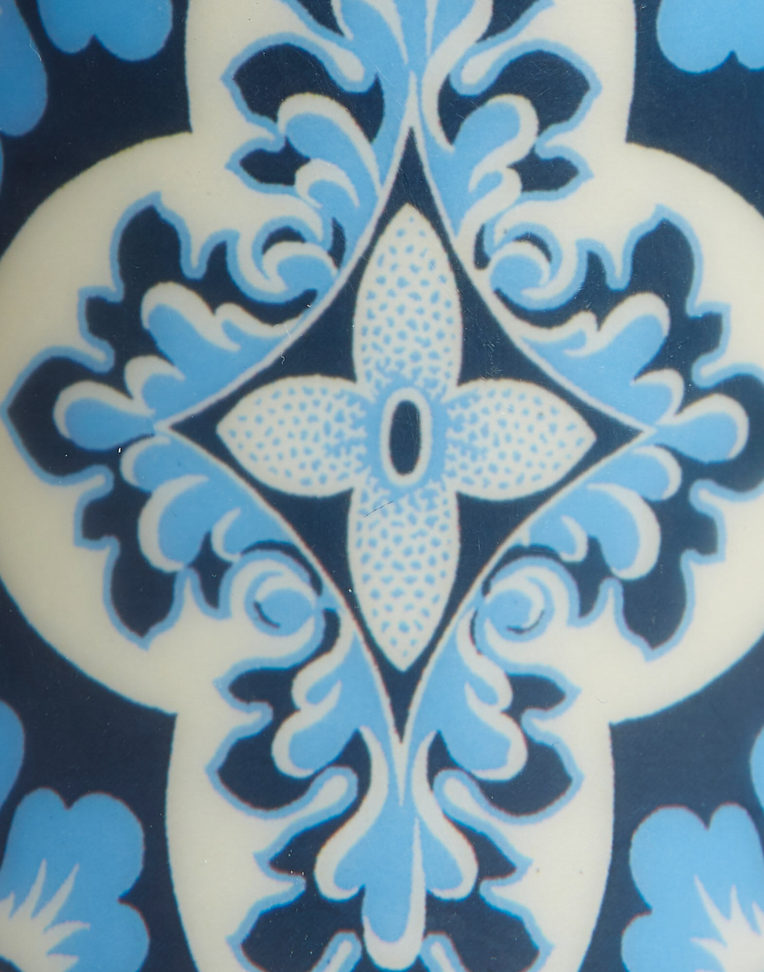 La DoubleJ Printed Pillar Candle Palazzo Blue CAN0011WAX001PAL01BU03