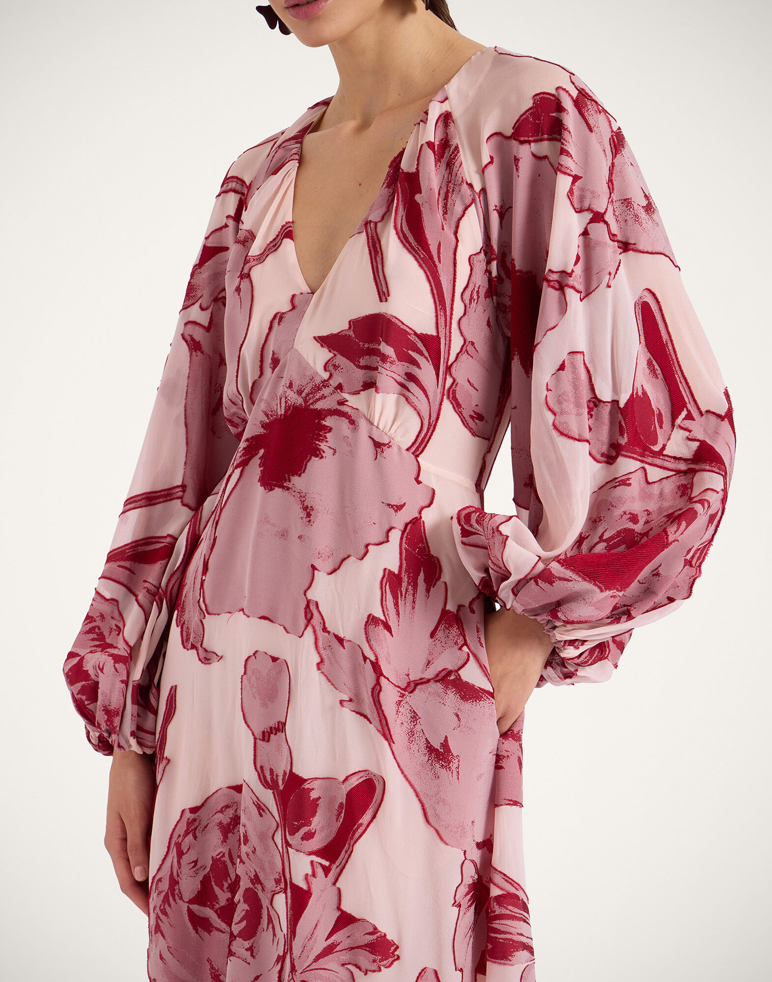 La DoubleJ Eve-Ning V Dress Sylph Fil Coup&eacute; Pink DRE0867FCP007SYL02PI01