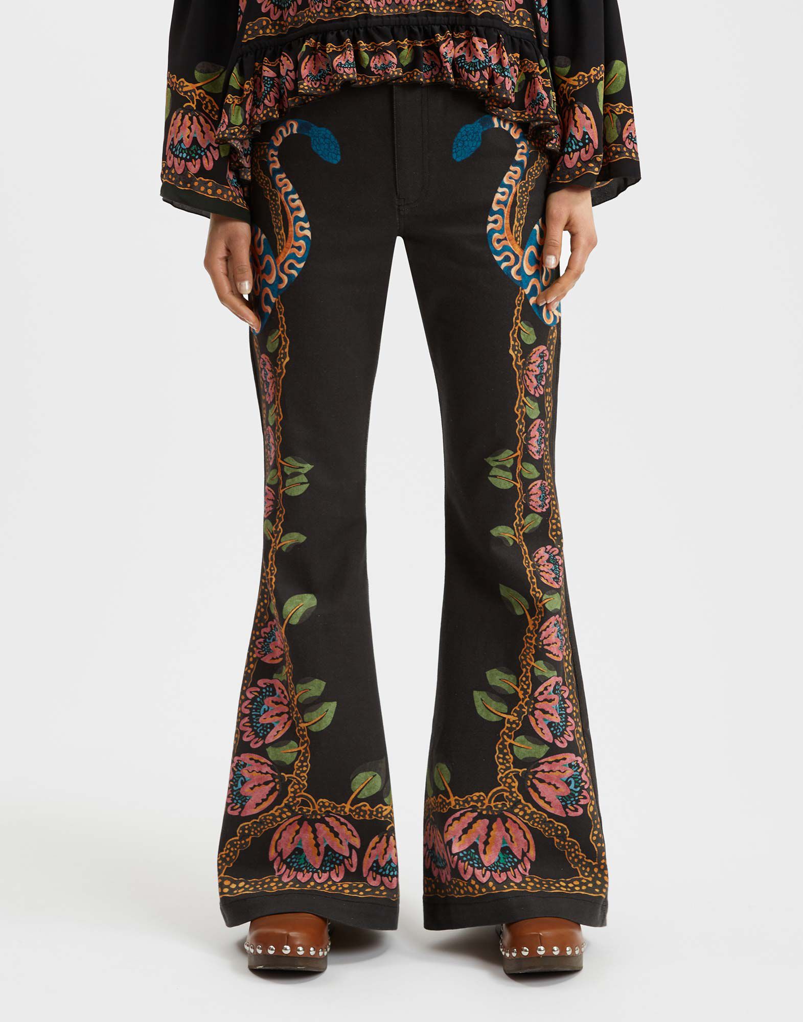 La DoubleJ Superflare Jeans Eve Black TRO0126DEN001EEC01BL01