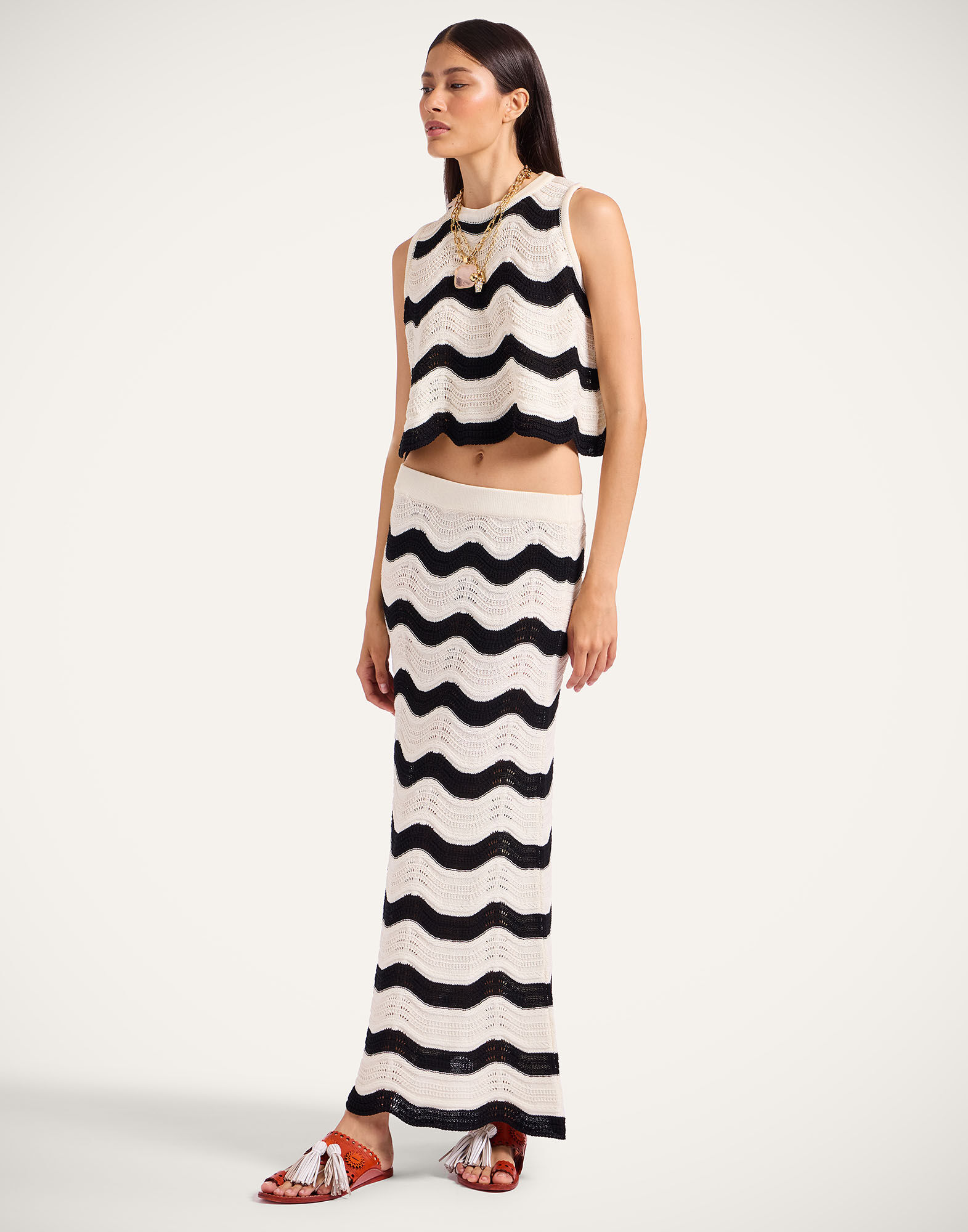 La DoubleJ Chevron Skirt Bicolor Black & Ivory SKI0155KNI158VA383BL01