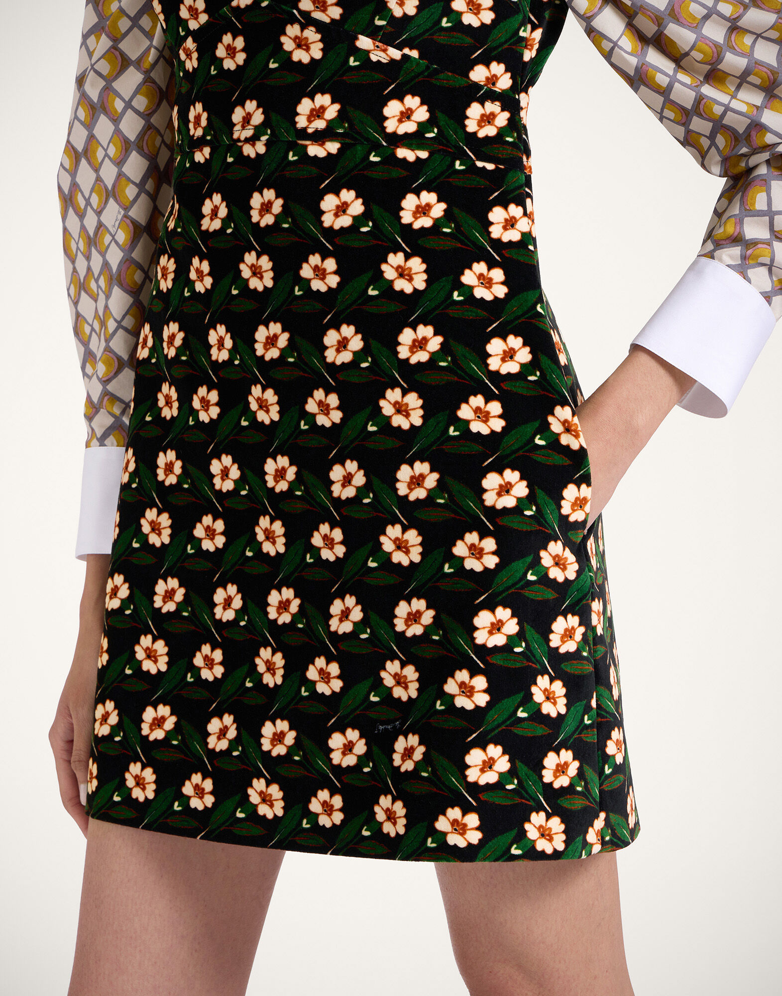 La DoubleJ Mini Arabesque Dress Mayfair Black DRE0833VEL001MAY01BL01