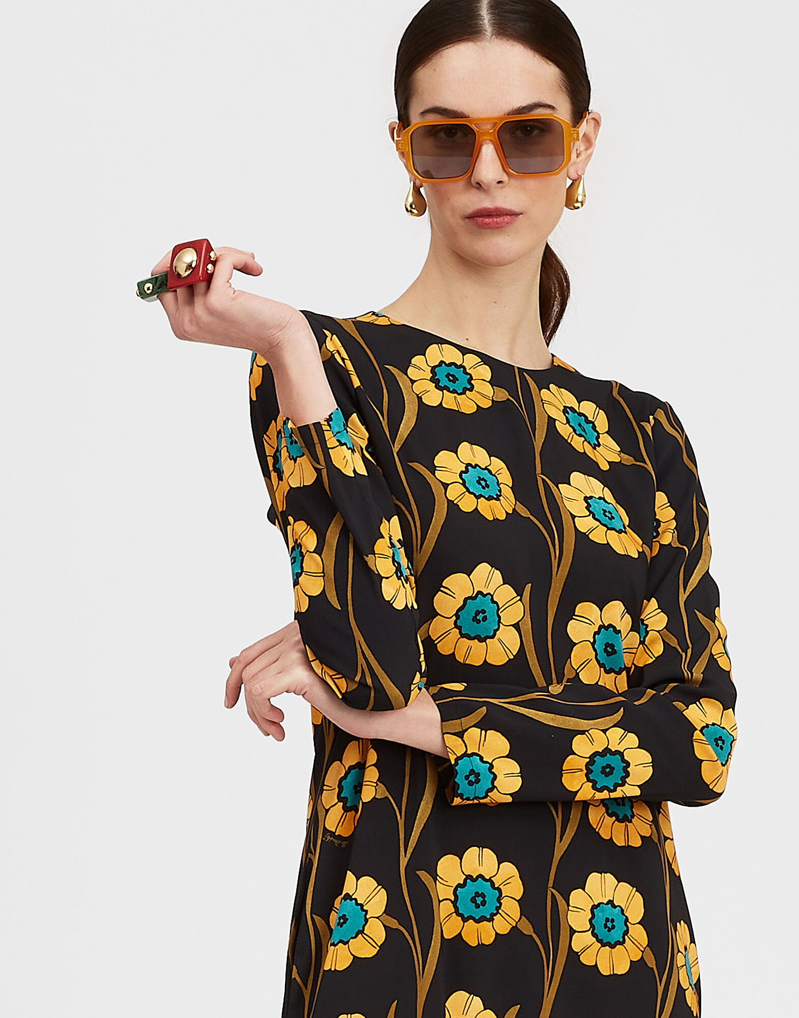 La DoubleJ Long Sleeve Swing Dress Daisychain Black DRE0184VIS001ROP01BL01