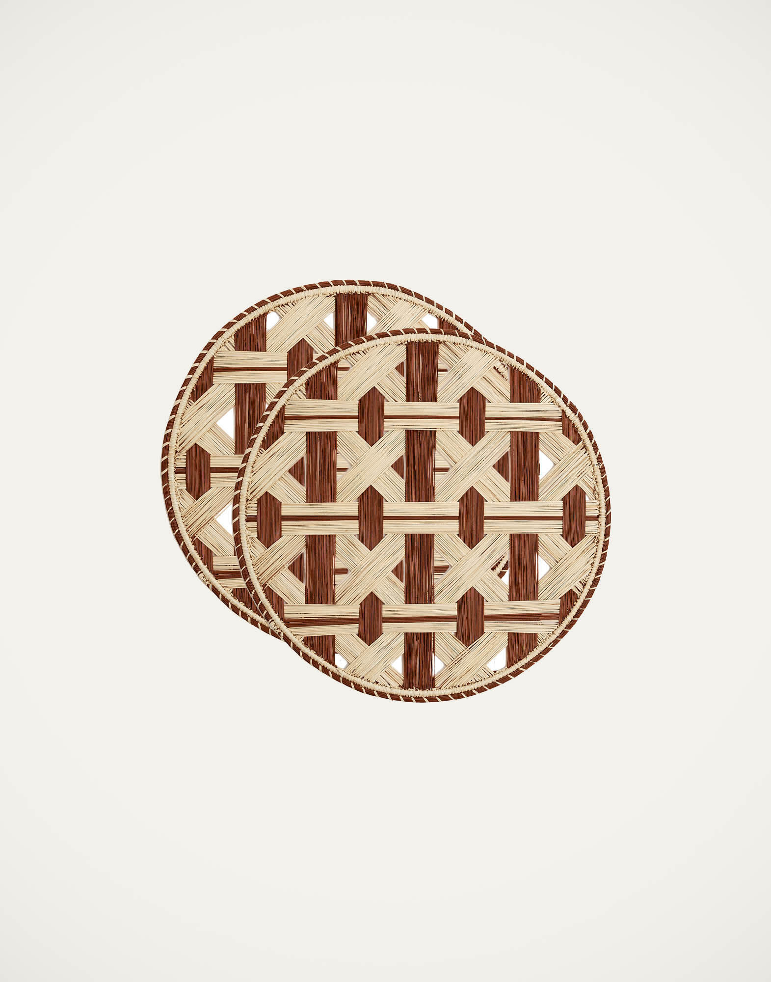 La DoubleJ Raffia Placemats Set Of 2 Napoli Cioccolato TBM0011RAF007NAP0005