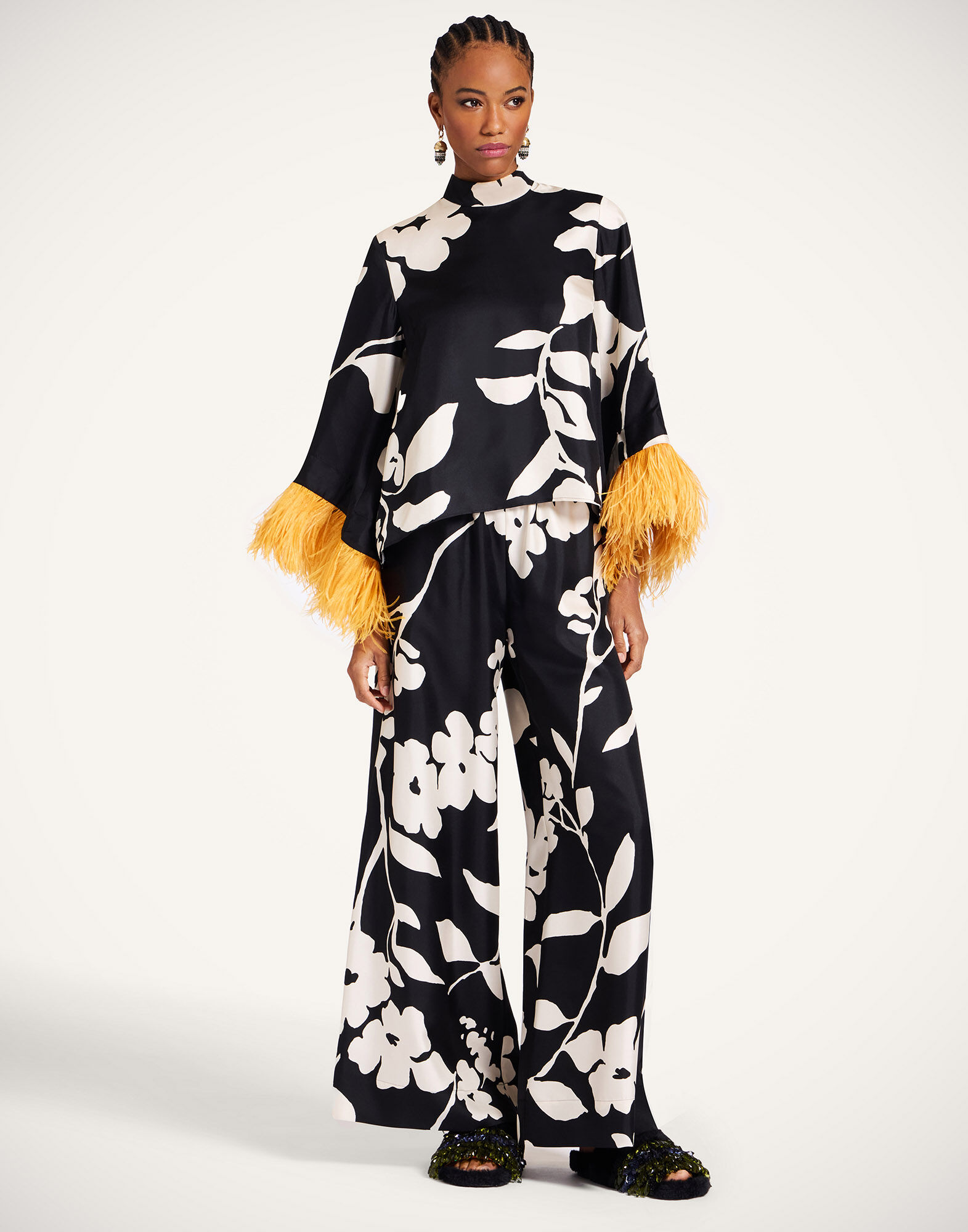 La DoubleJ Make An Exit Top Winter Jasmine TOP0104SIL001WIJ01BL01