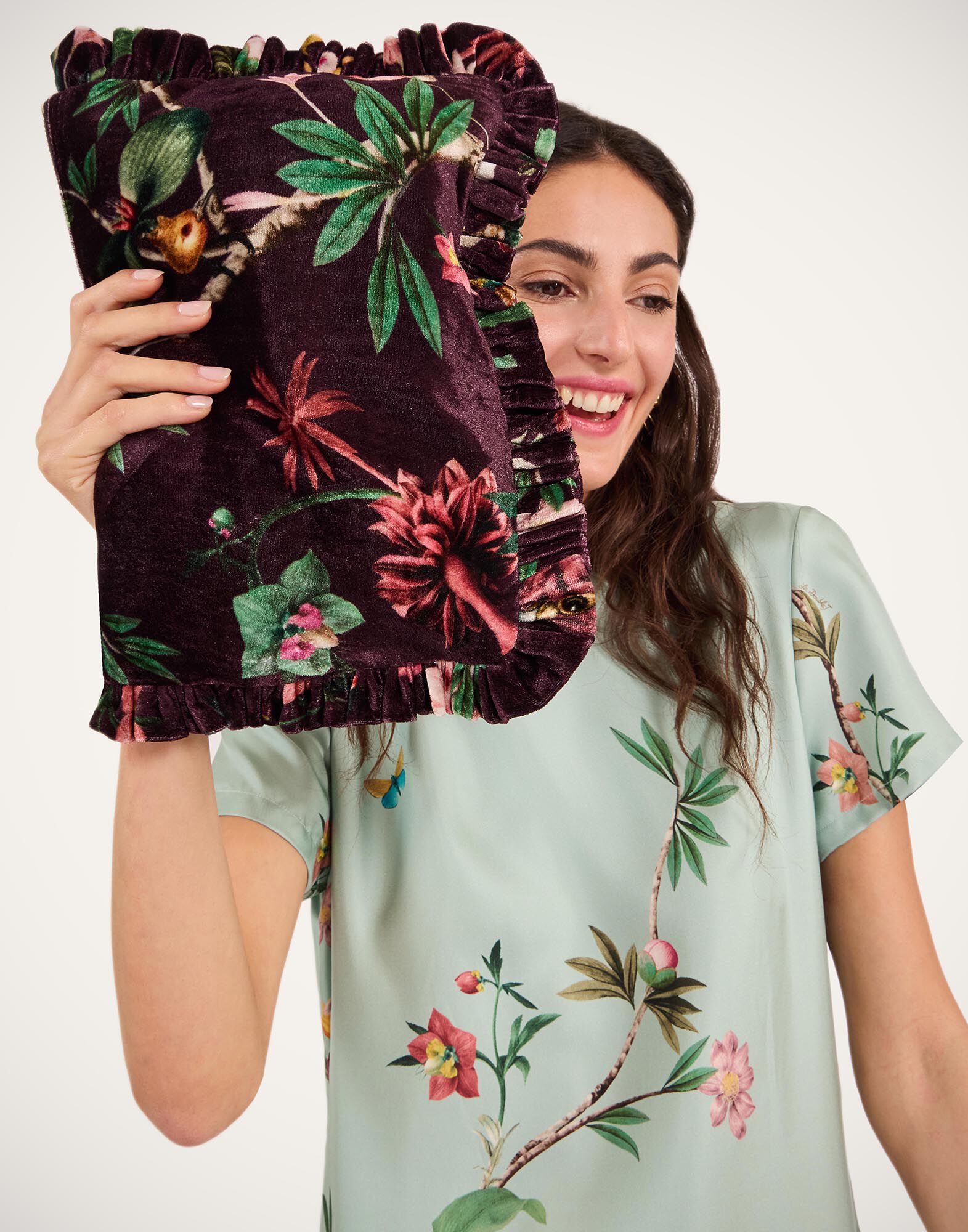 La DoubleJ Hand Pochette Zooflora Burgundy BAG0059VEL001ZOF02RE02