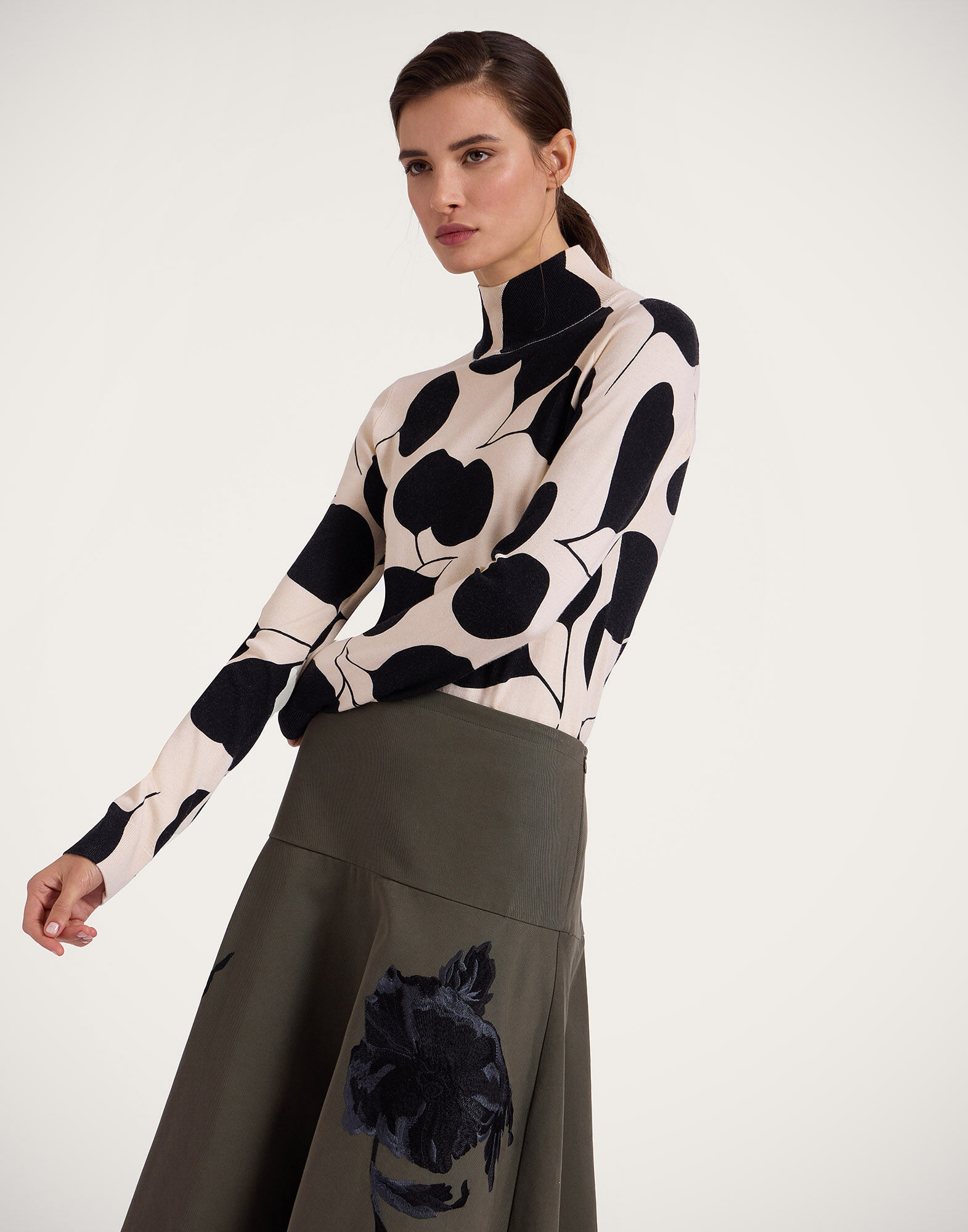 La DoubleJ Silky Turtleneck Lunaria Light Pink PUL0236KNI143VA322PI02