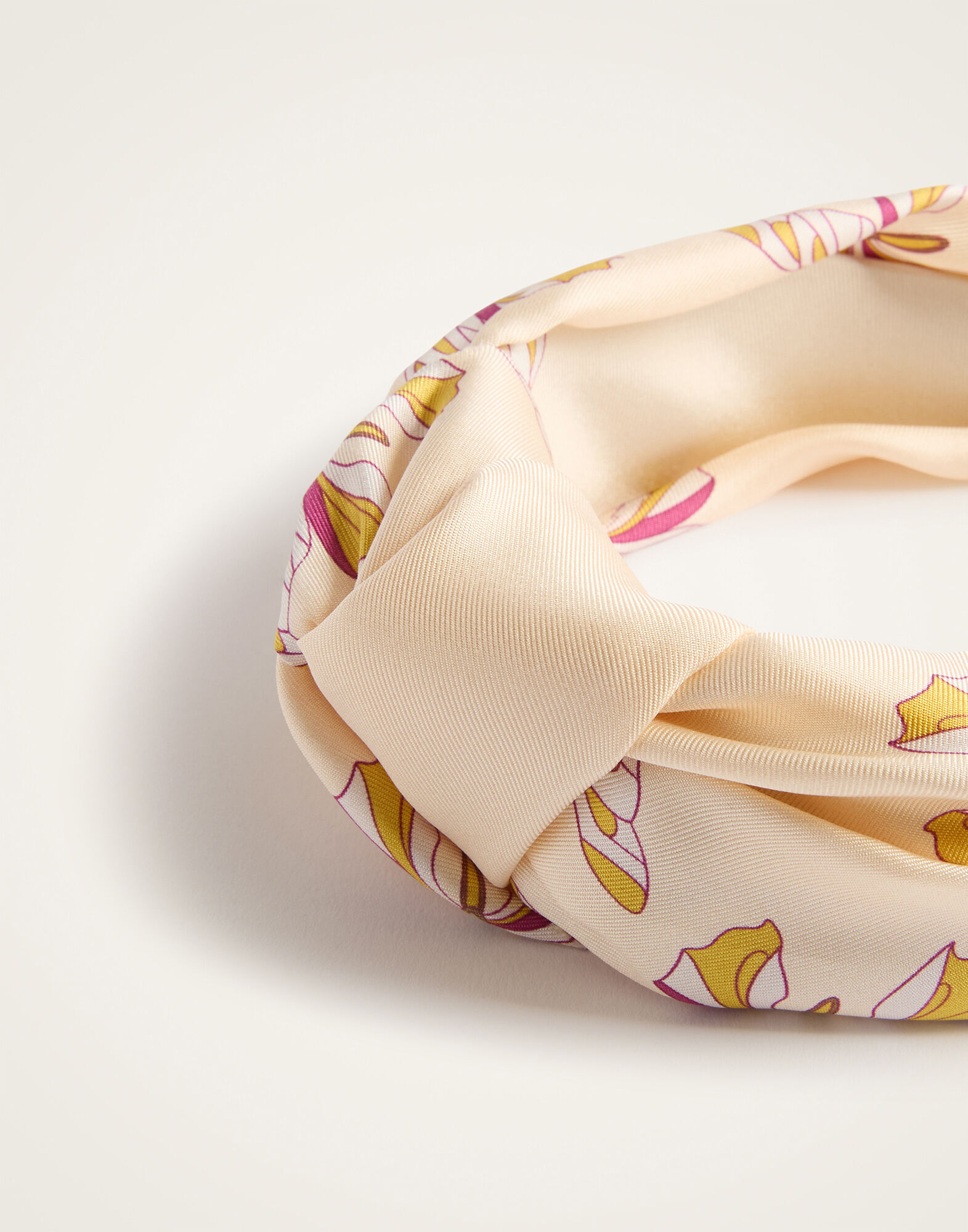 La DoubleJ Love Knot Headband Farfalla Buttercream HEB0015FOD001FAR08WH09