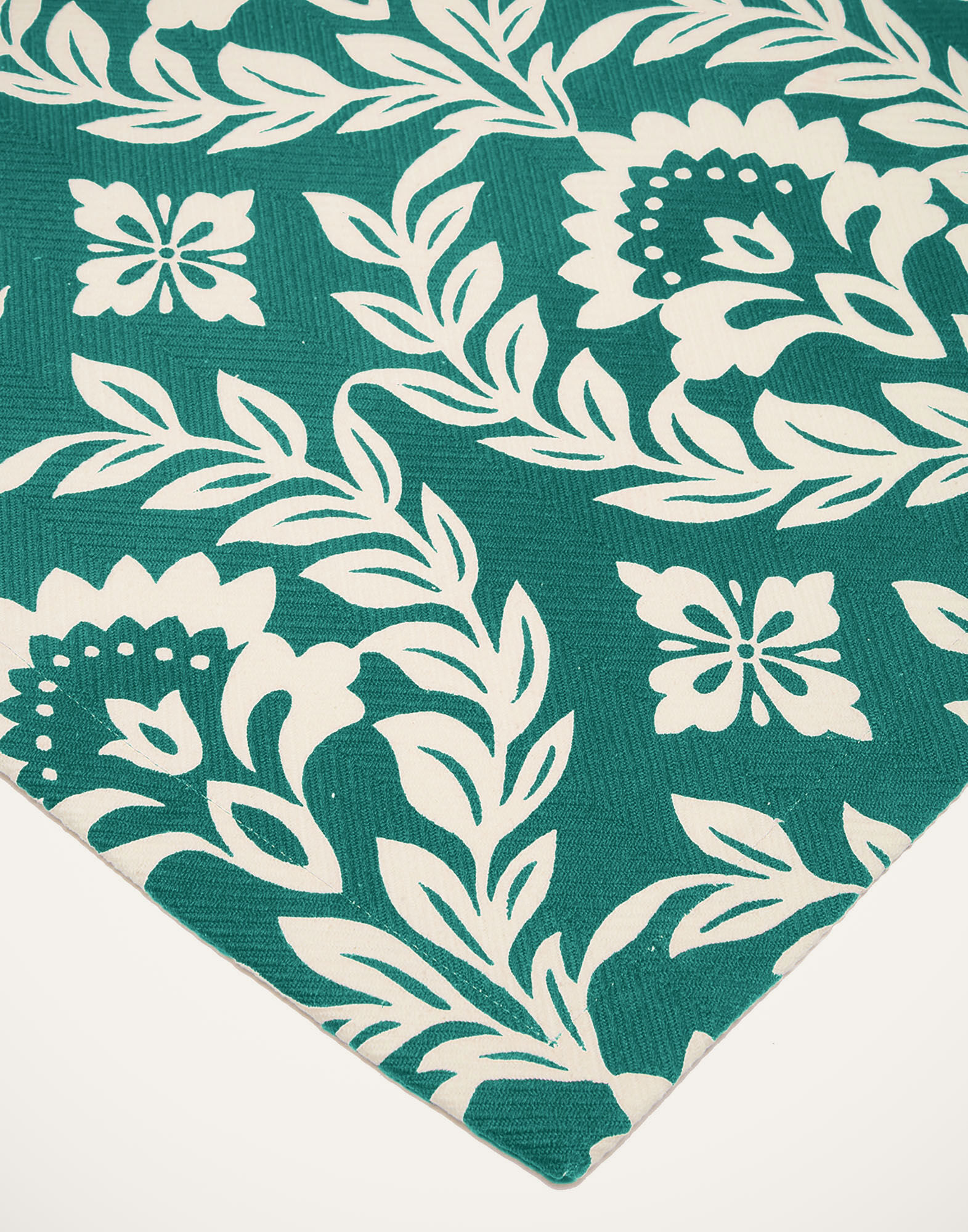 La DoubleJ Herringbone Runner Green Garland RUN0001COT040GRL0005