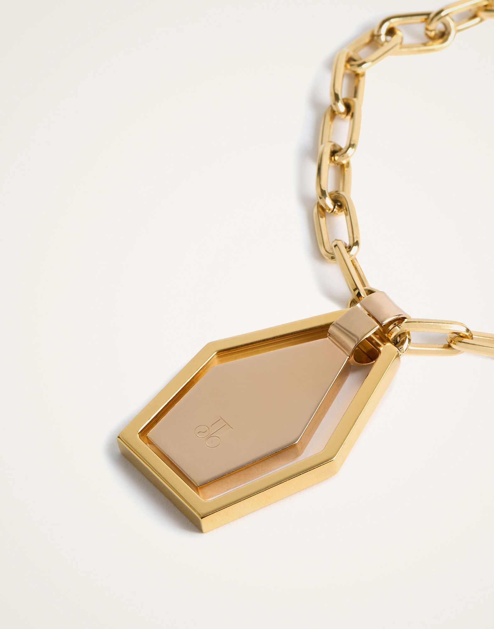 La DoubleJ Swinging Portal Necklace 24k Gold Plate NEC0022BRA003GOL09YE05