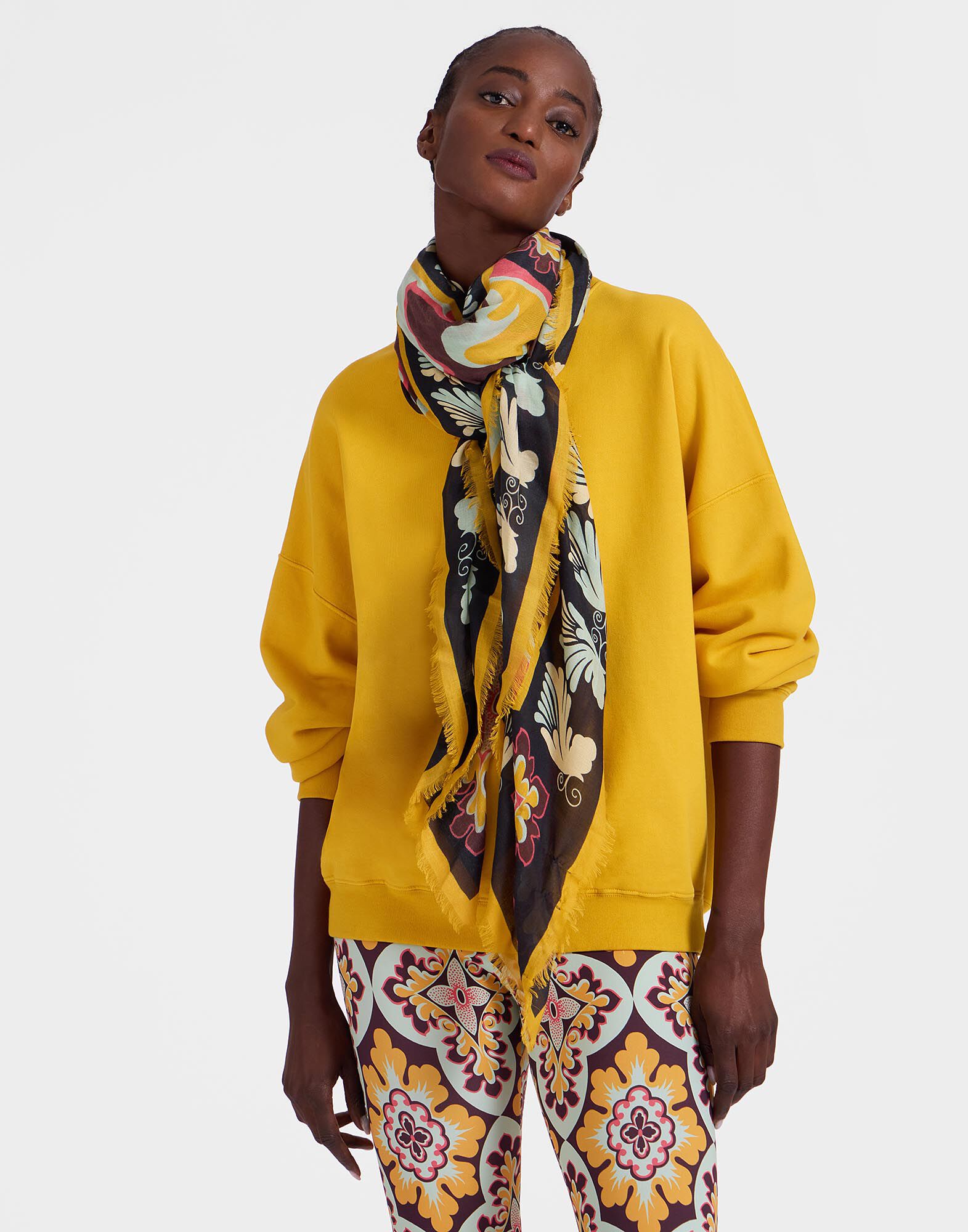 La DoubleJ Foulard 140 Palazzo Yellow SCA0060MOS001PAL05YE02