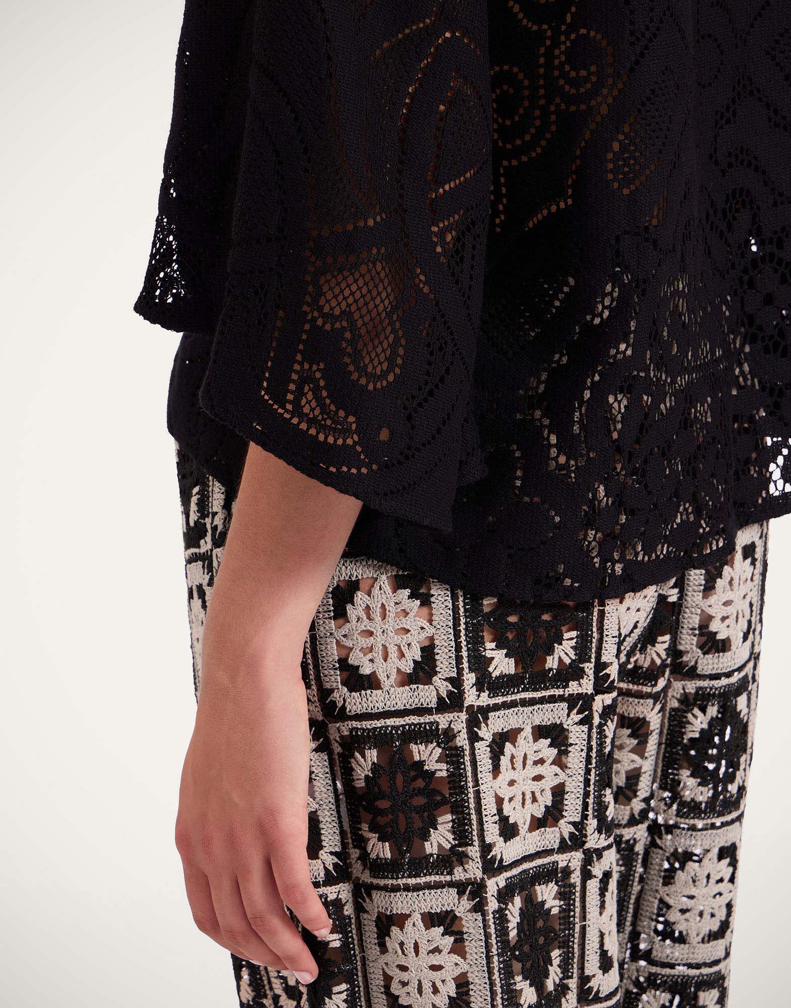 La DoubleJ Lacey Make An Exit Top Solid Black TOP0108EMB064SOLIDBL01