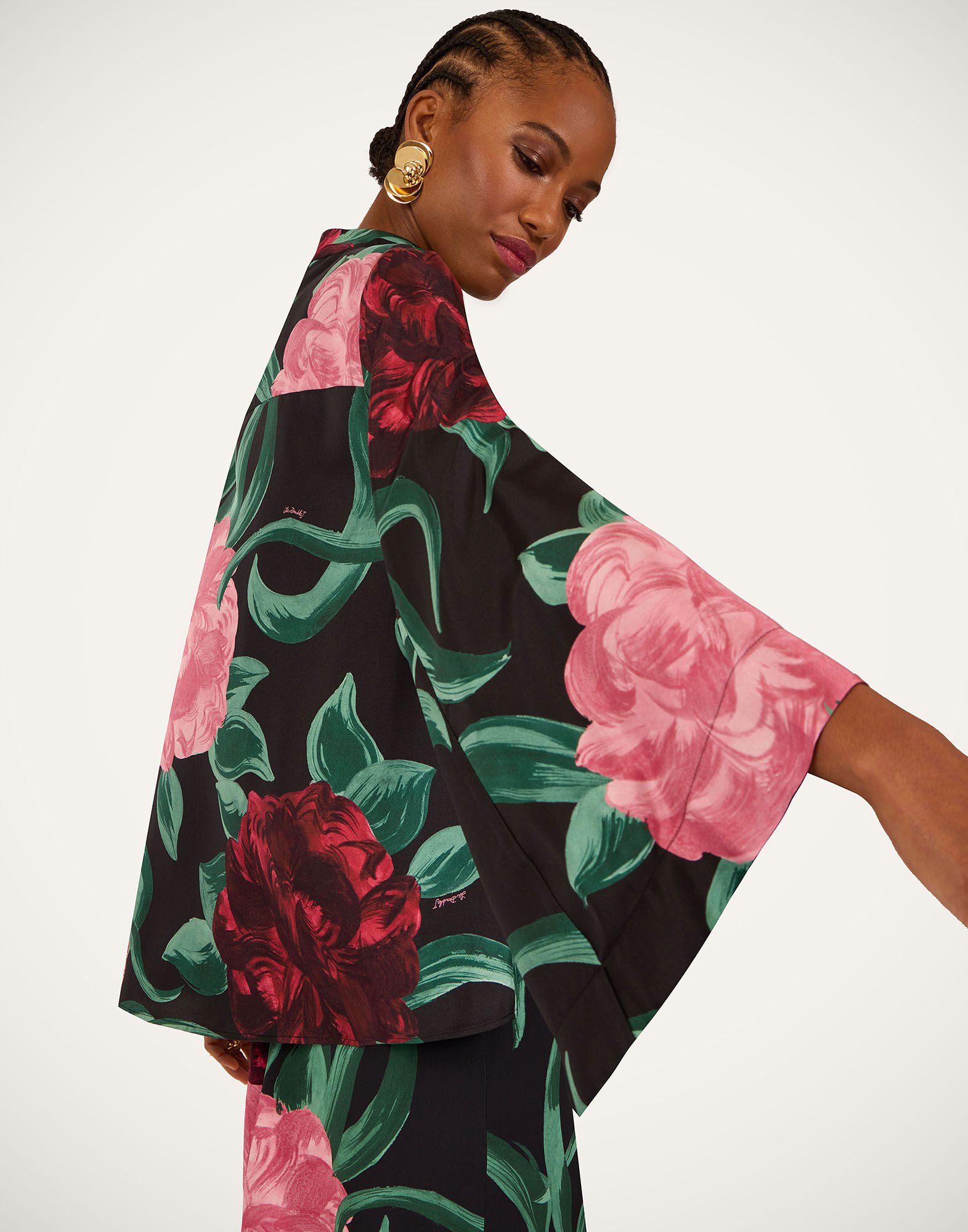 La DoubleJ Make An Exit Top Peony Black TOP0179SIL001PEO05BL01