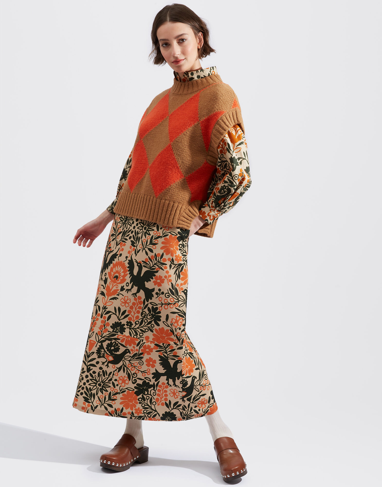 La DoubleJ Argyle Gilet Camel / Orange TOP0077KNI064VAR0123