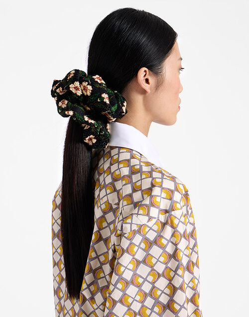 La DoubleJ Giga Scrunchie Mayfair Black SCR0003DEV001MAY01BL01