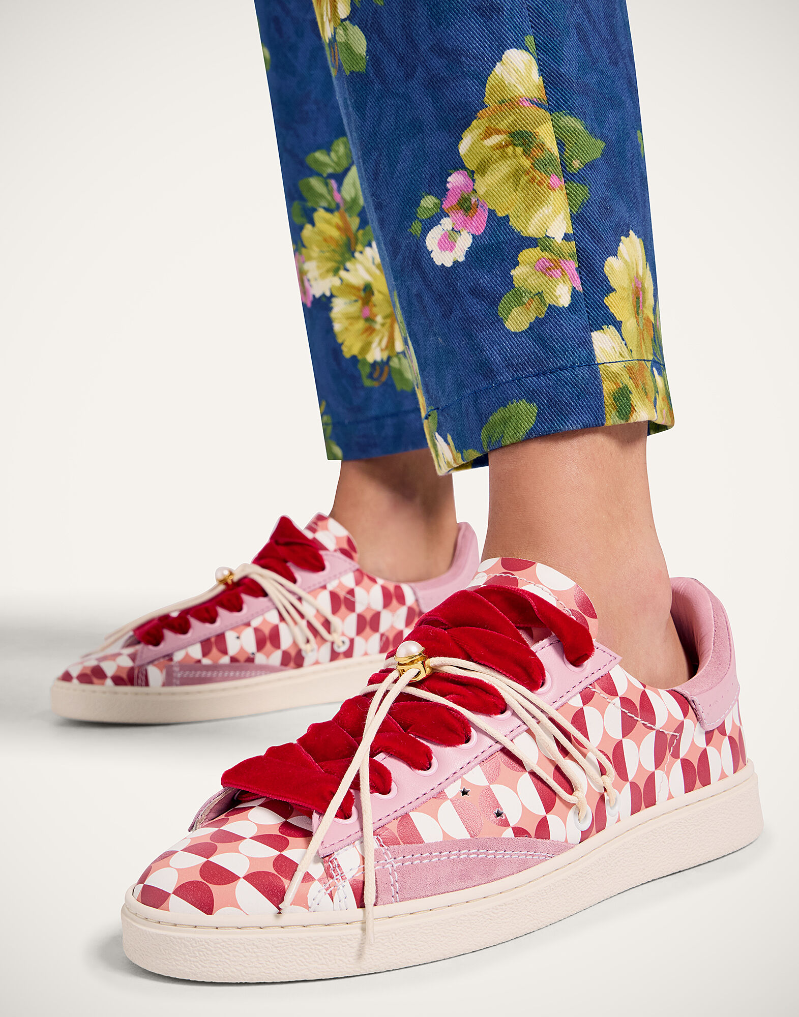 La DoubleJ All Time Low Top Sfere Pink SHO0112LEA017SFE01PI01