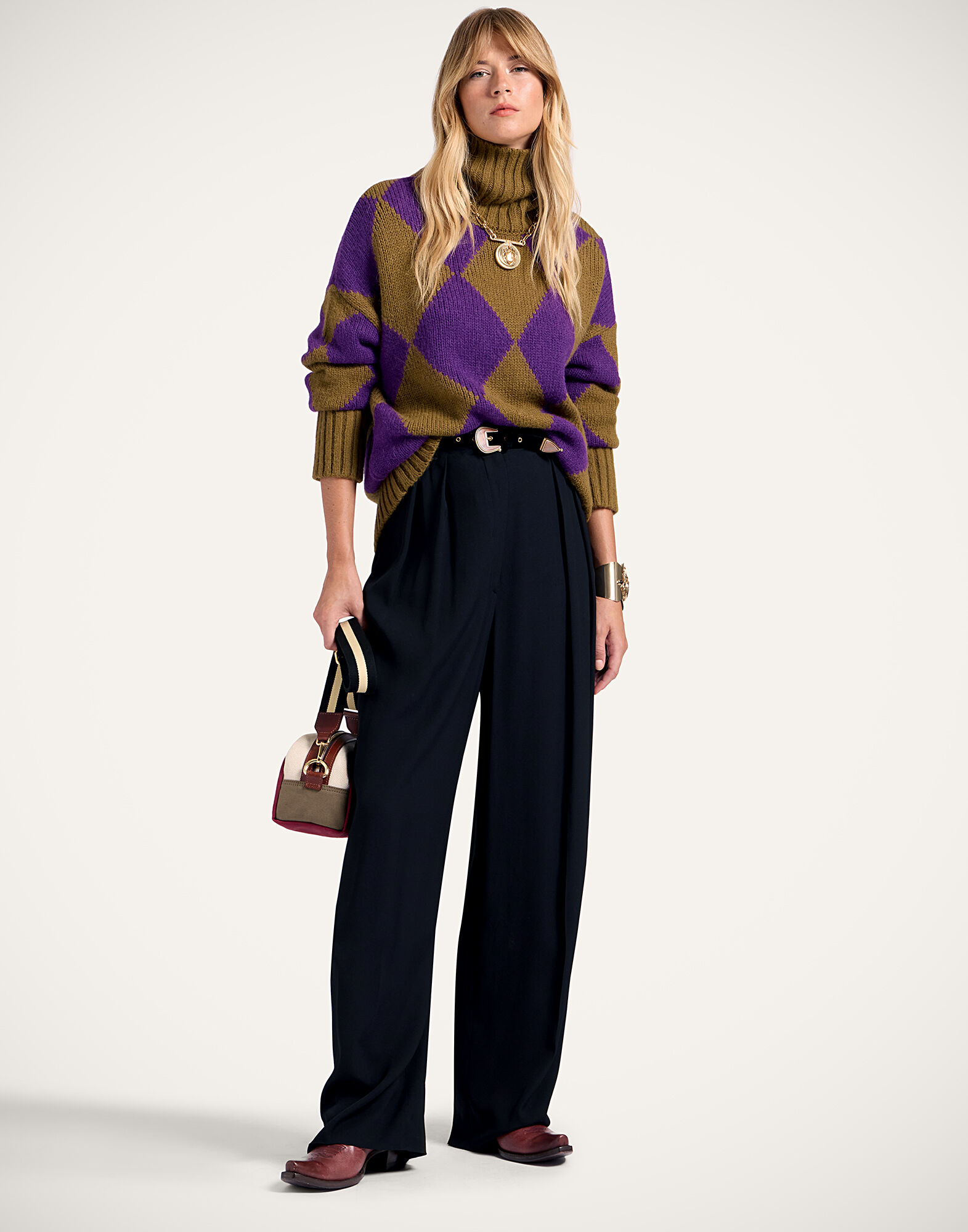 La DoubleJ Argyle Sweater Green/Purple PUL0091KNI064VAR0122