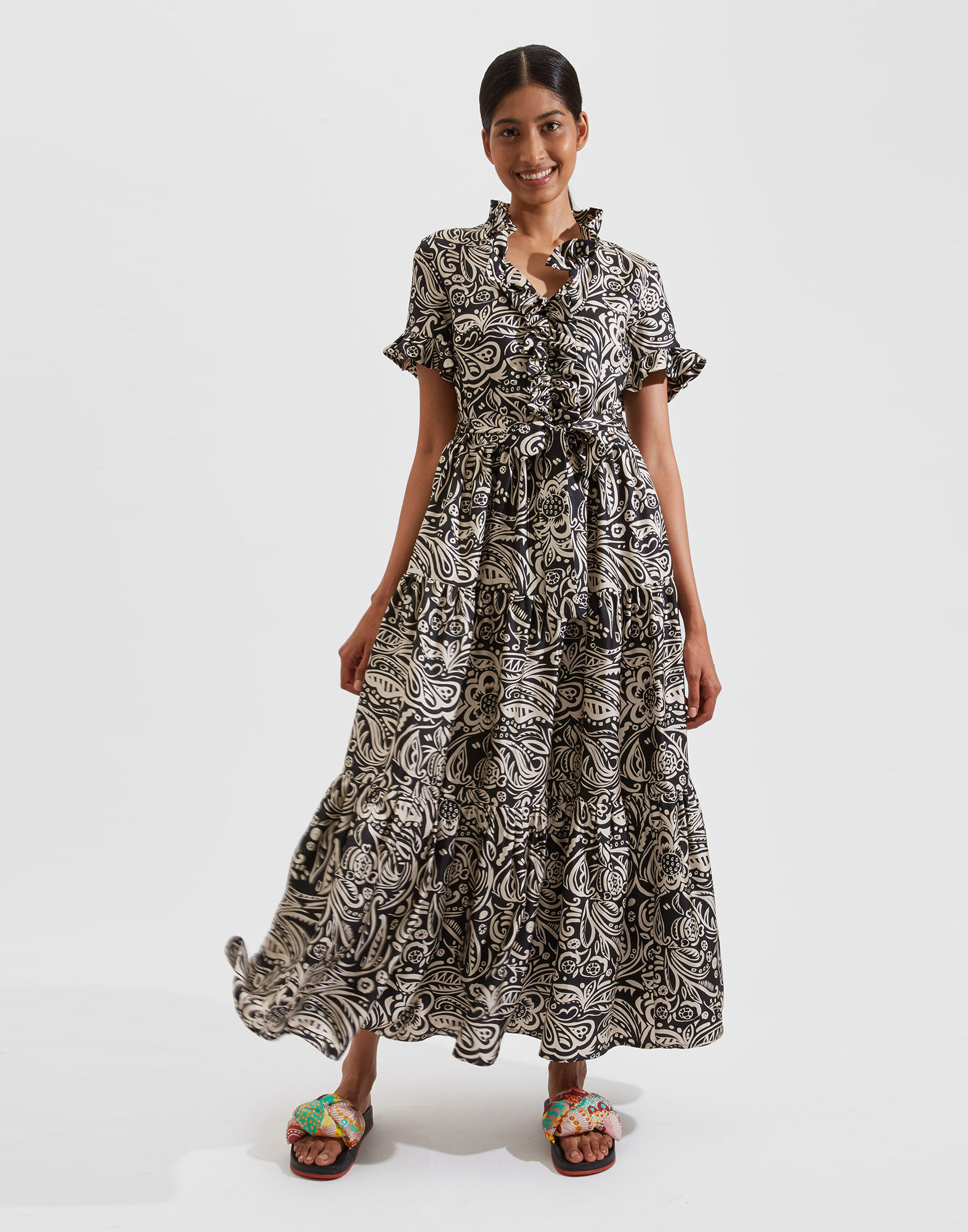 La DoubleJ Long And Sassy Dress Fauve DRE0017SIL001FAU0001