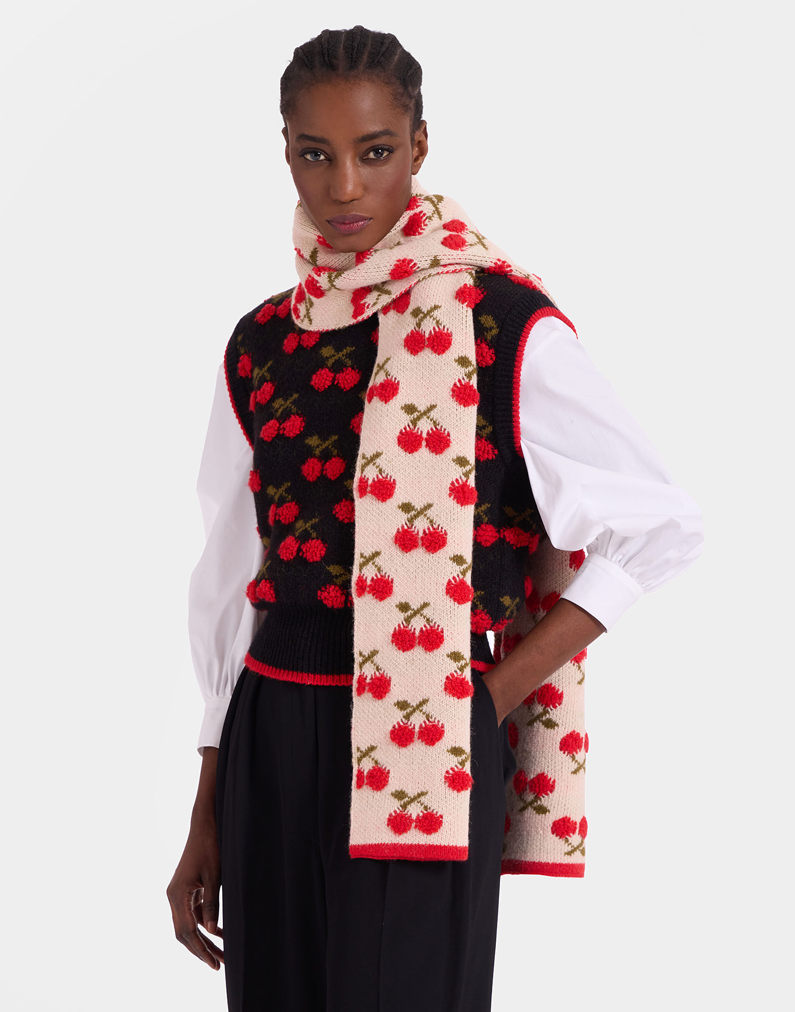La DoubleJ Cherry Scarf Off White SCA0041KNI092VA200WH05