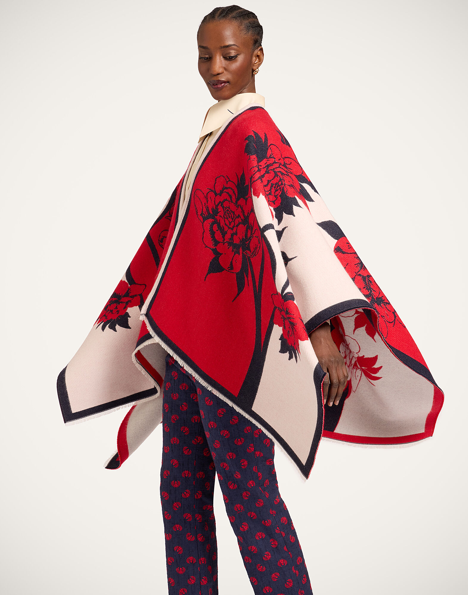 La DoubleJ Soul Poncho Queen Peony Plac&eacute;e Red SCA0059WOL025QPE02RE01