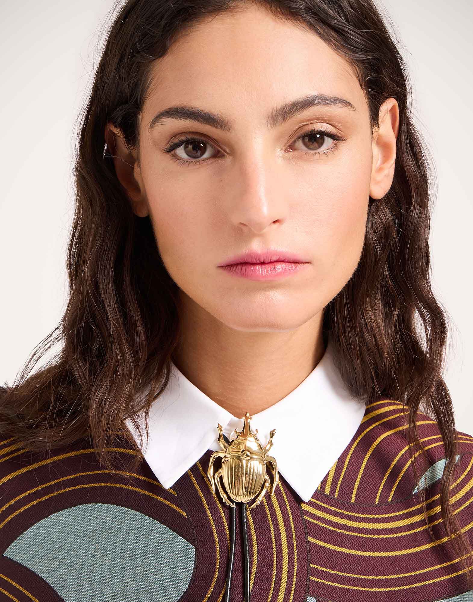 La DoubleJ Scarab Cow Tie 24K Gold Plate NEC0041BRA003SOLIDYE05