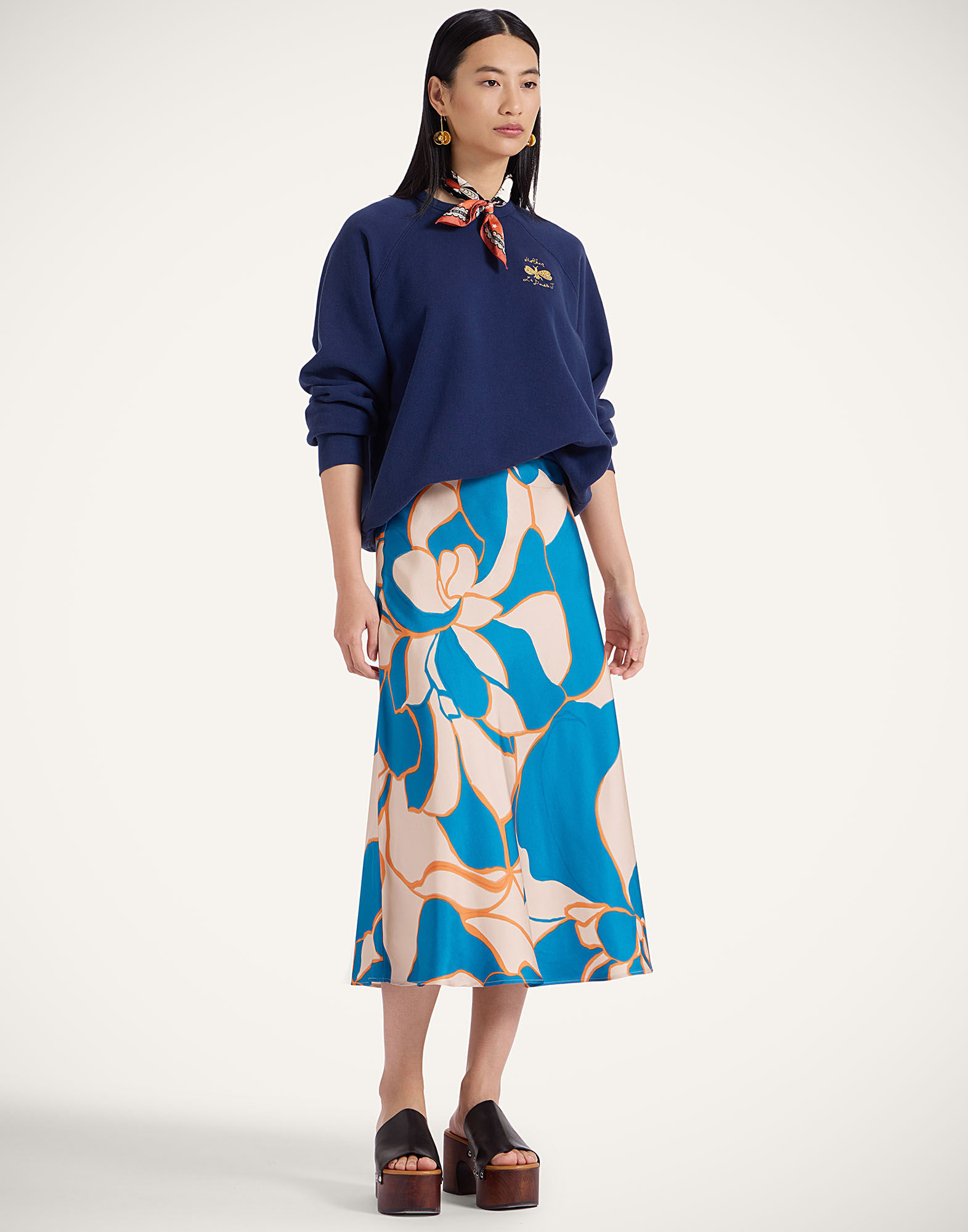 La DoubleJ The Biggie Concert Sweatshirt Bug Off Blue SWE0041JER060BUG01BU03