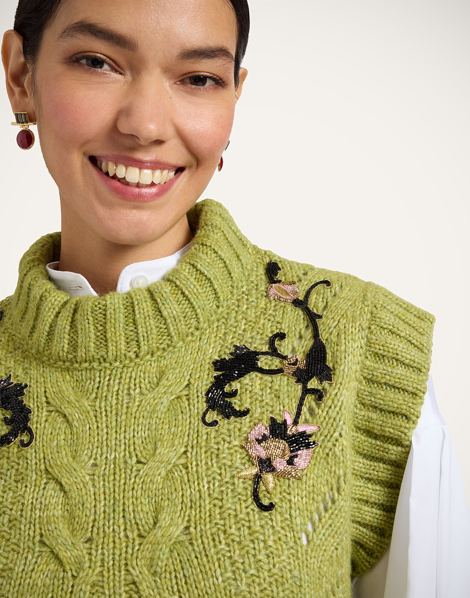 La DoubleJ Cameo Vest Solid Light Green PUL0405KNI215SOLIDGR01