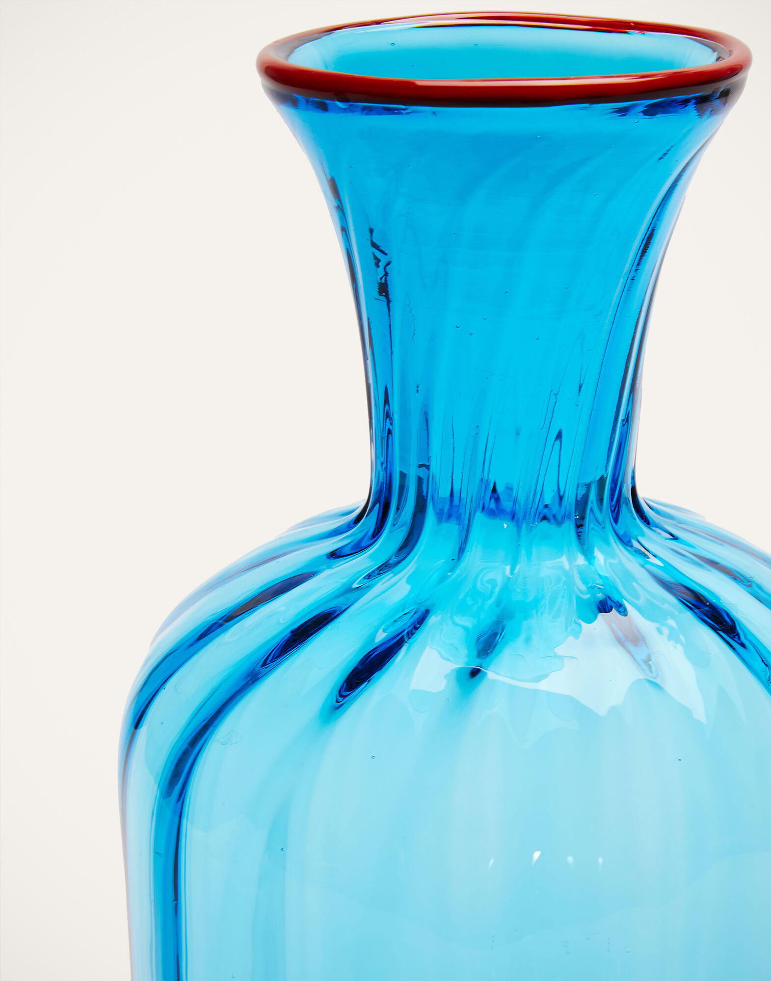 La DoubleJ Murano Carafe Light Blue GLA0009MUR001AZZ0001