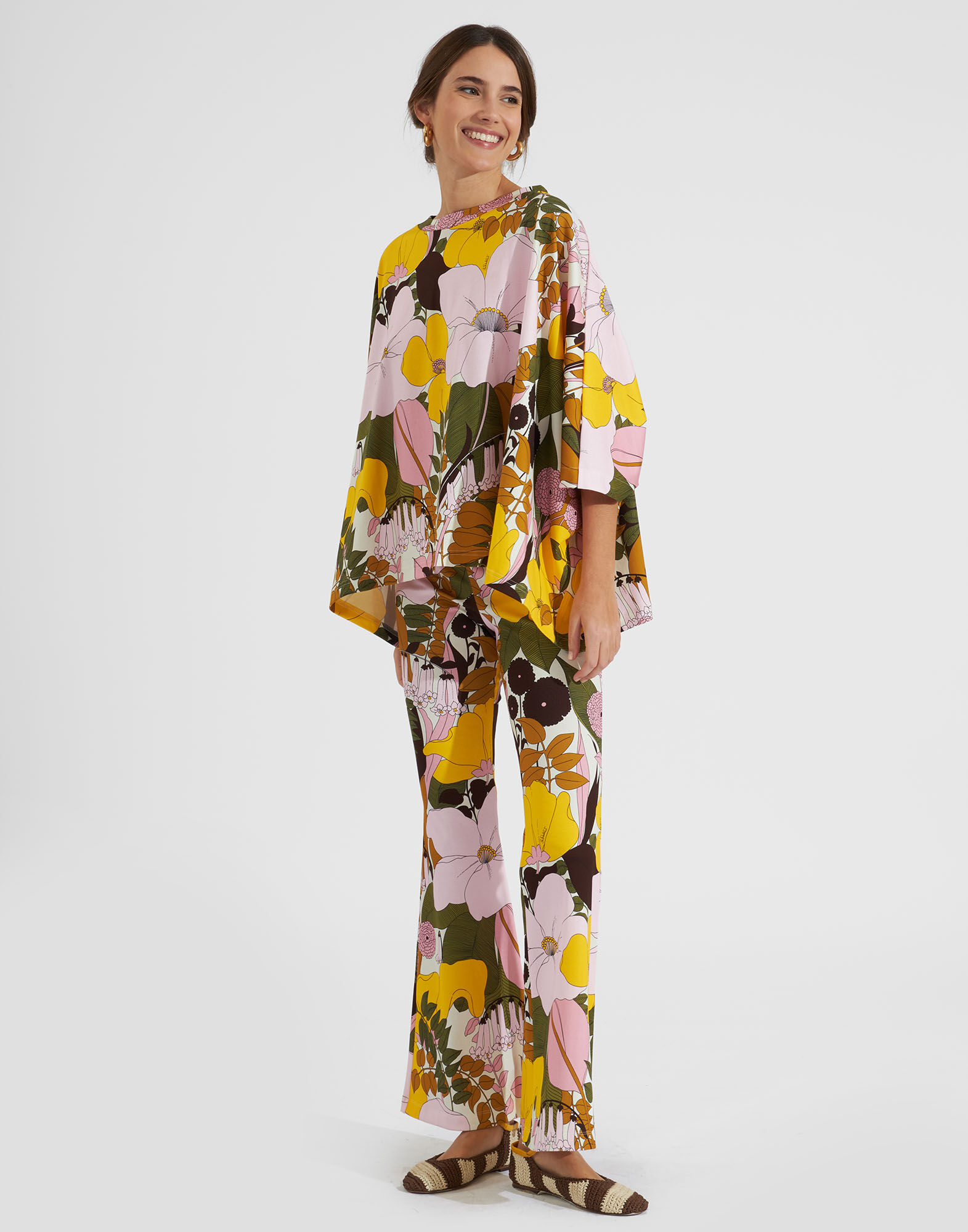 La DoubleJ Meditation Poncho Big Flower Rose TOP0055INT001BFL03PI01