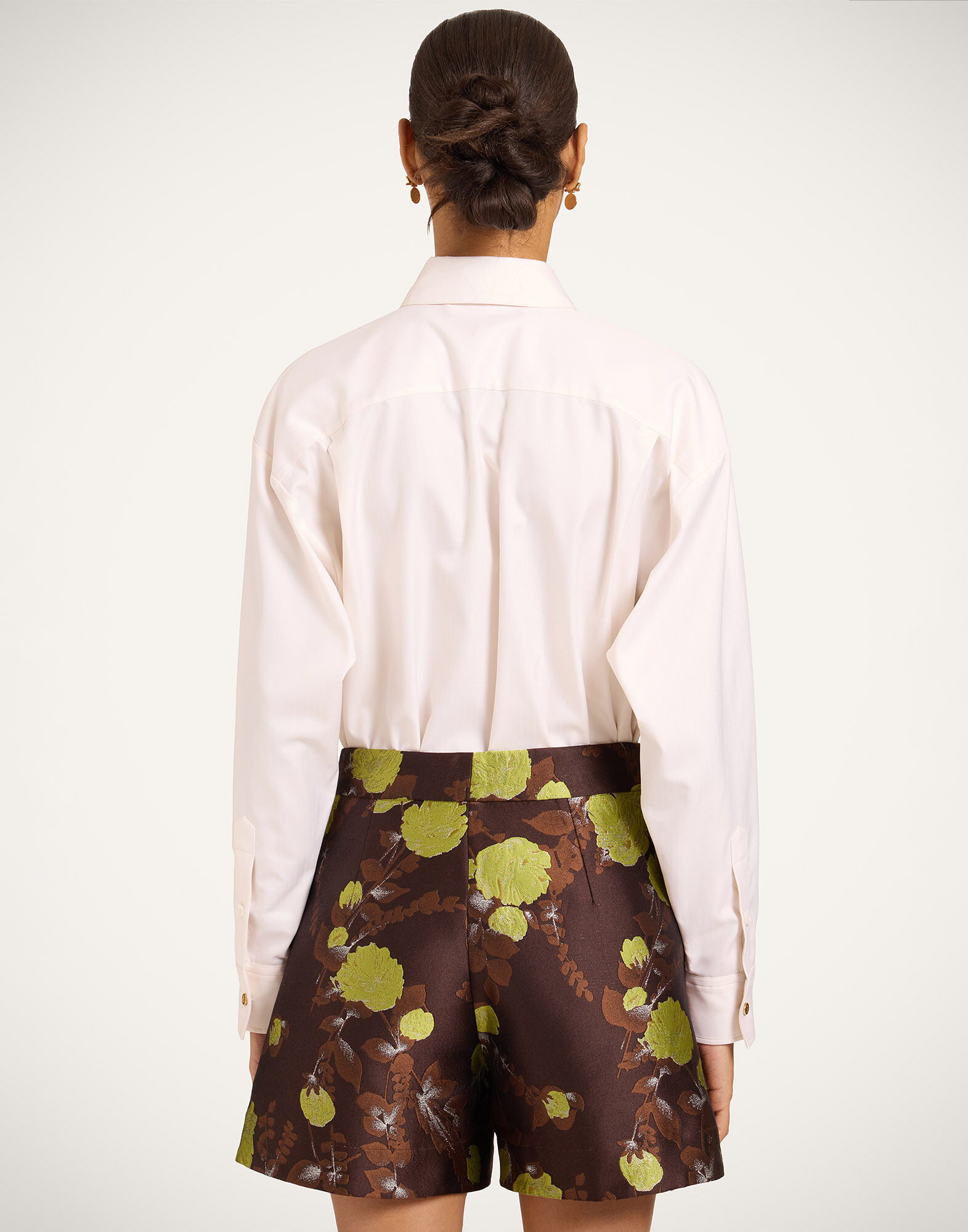 La DoubleJ Long Sleeves Club Shirt Solid Ecru SHI0180COT100SOLIDBR05