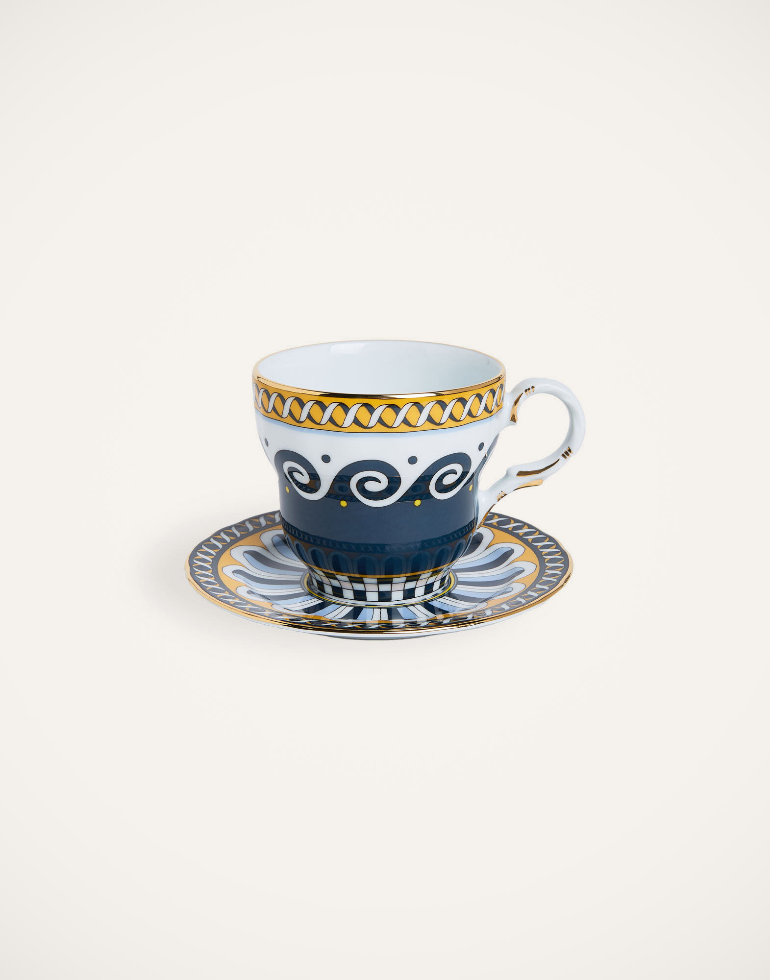La DoubleJ Big Mama Cup And Saucer Odysseus DIS0066CER001ODY0001