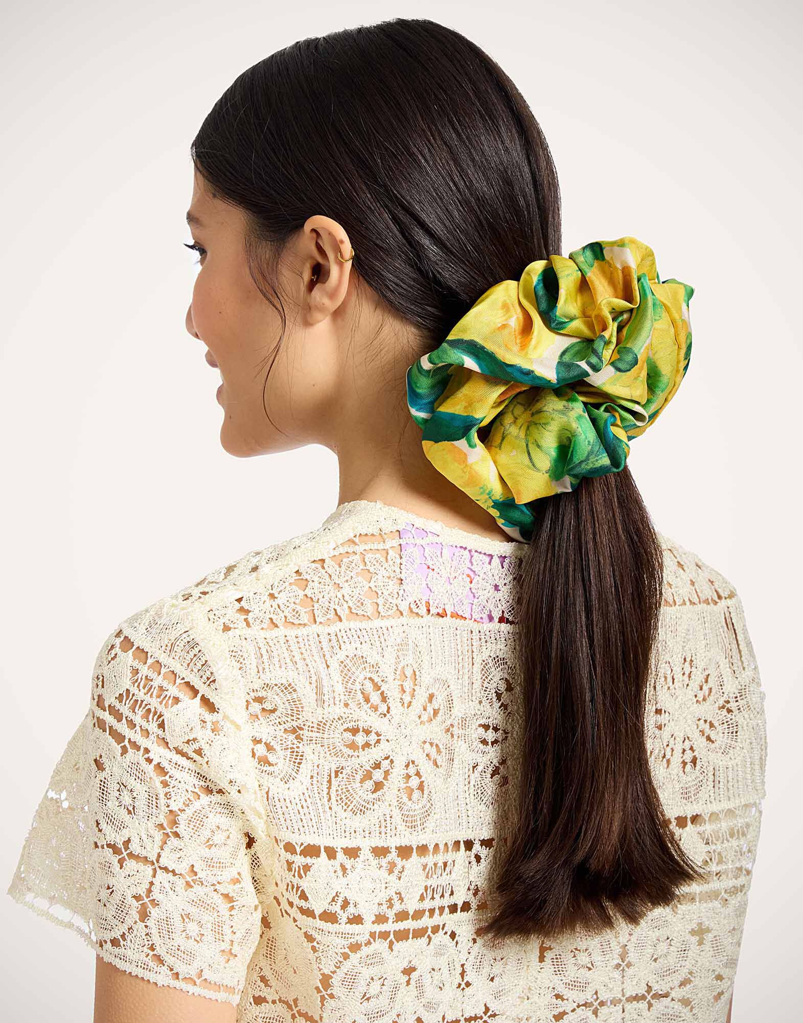 La DoubleJ Giga Scrunchie Zesty Yellow SCR0003SIL001ZES01YE02