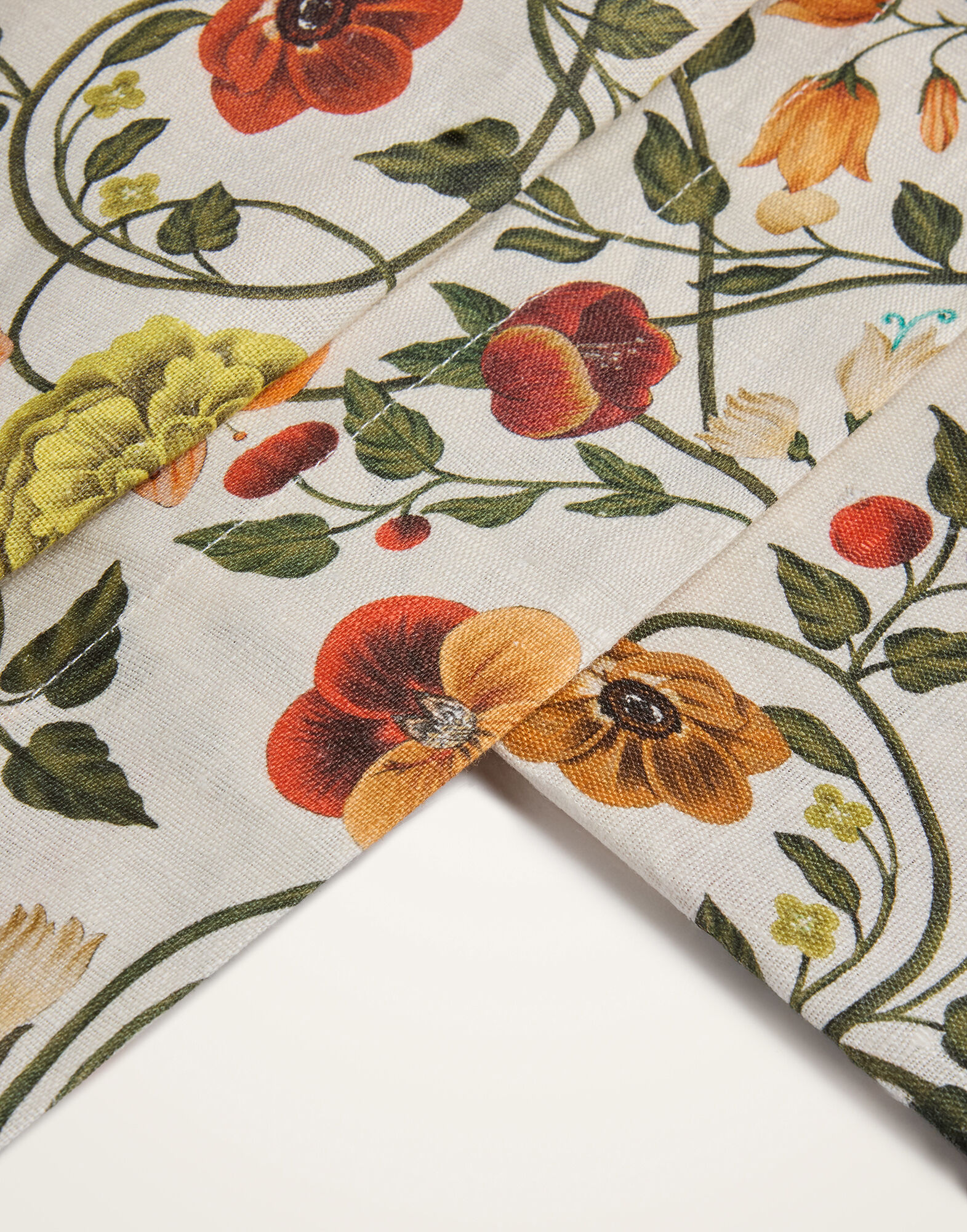 La DoubleJ Large Tablecloth Botticelli Plac&eacute;e Multicolor TBC0018LIN008CEL02MU01