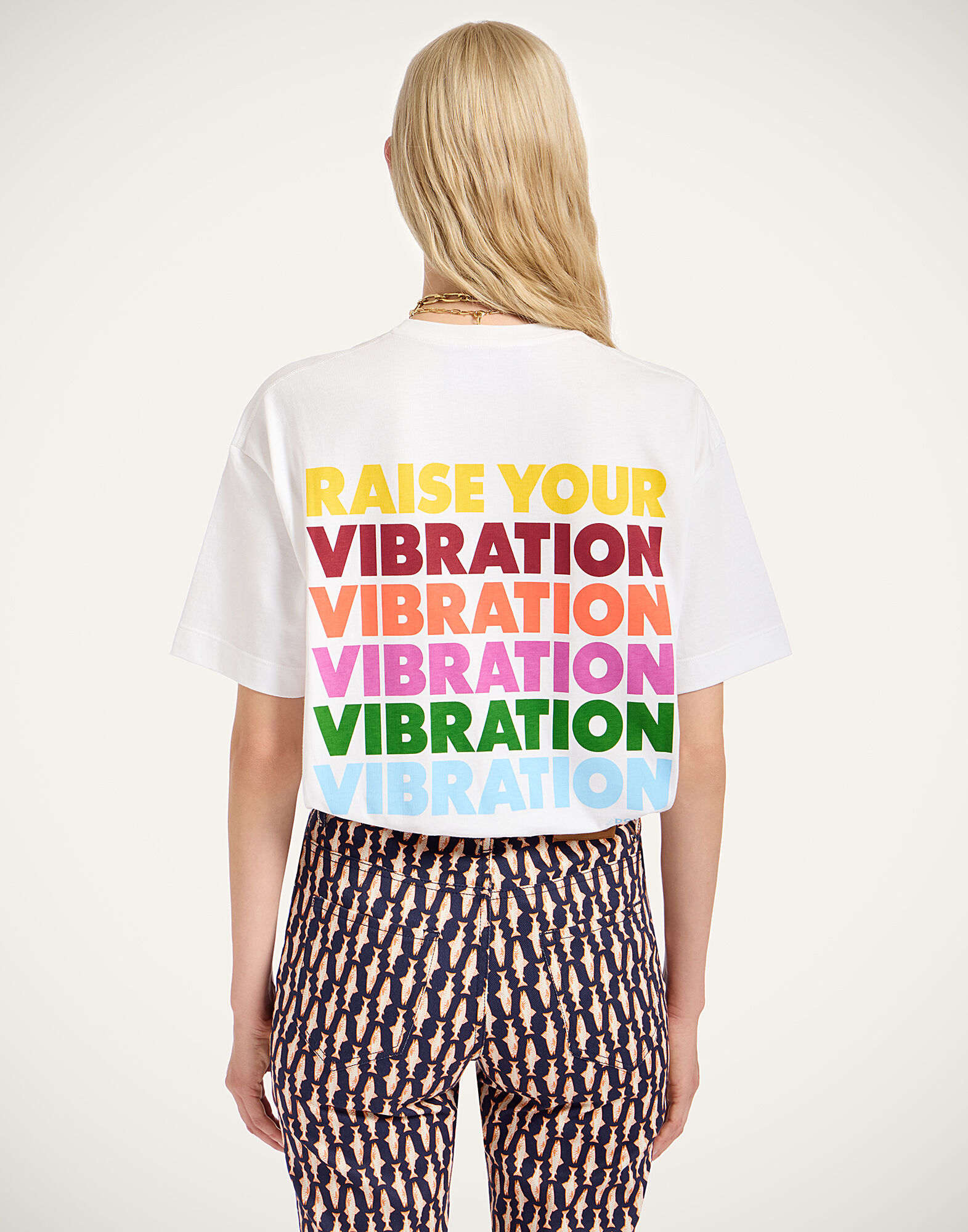 La DoubleJ Raise Your Vibration T-Shirt Solid Print TSH0020JER032SOP04WH05
