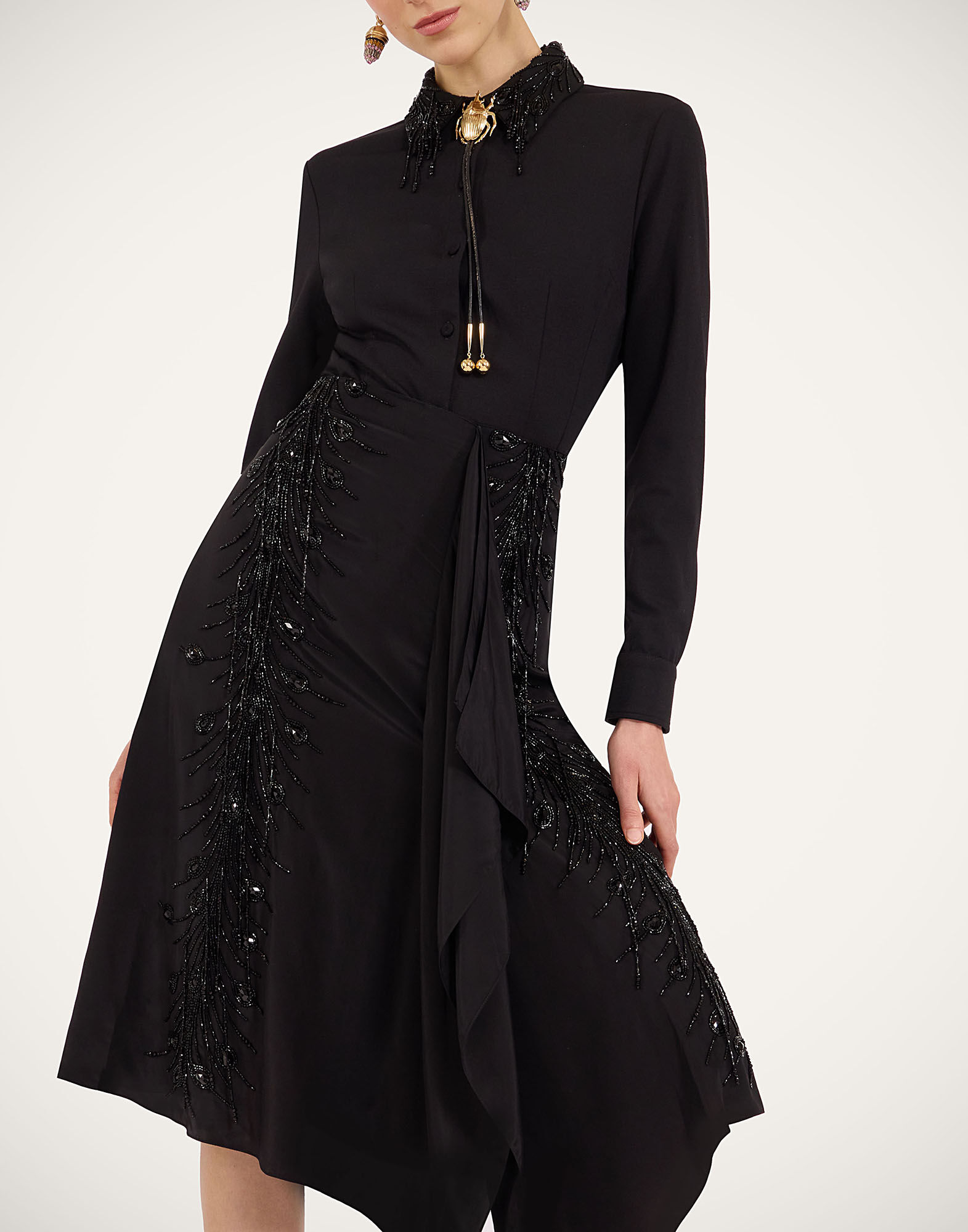 La DoubleJ Scarf Skirt Solid Black SKI0186EMB146PEA03BL01