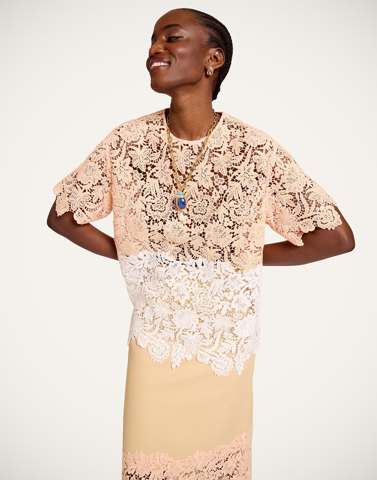 La DoubleJ Lacey House T-Shirt Solid Apricot TOP0199LAC013SOLIDOR11