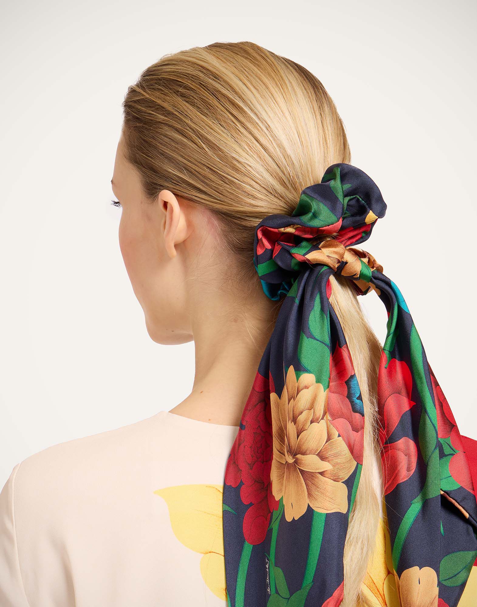 La DoubleJ Bow Scrunchie Queen Peony Blue SCR0007SIL001QPE01BU03