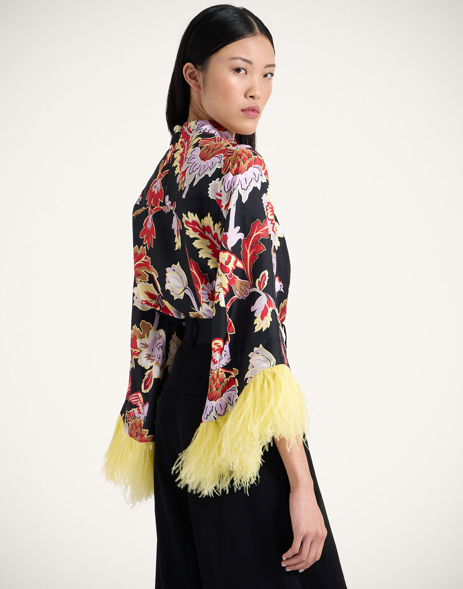 La DoubleJ Make An Exit Top Lark Black TOP0104SIL001LAR01BL01