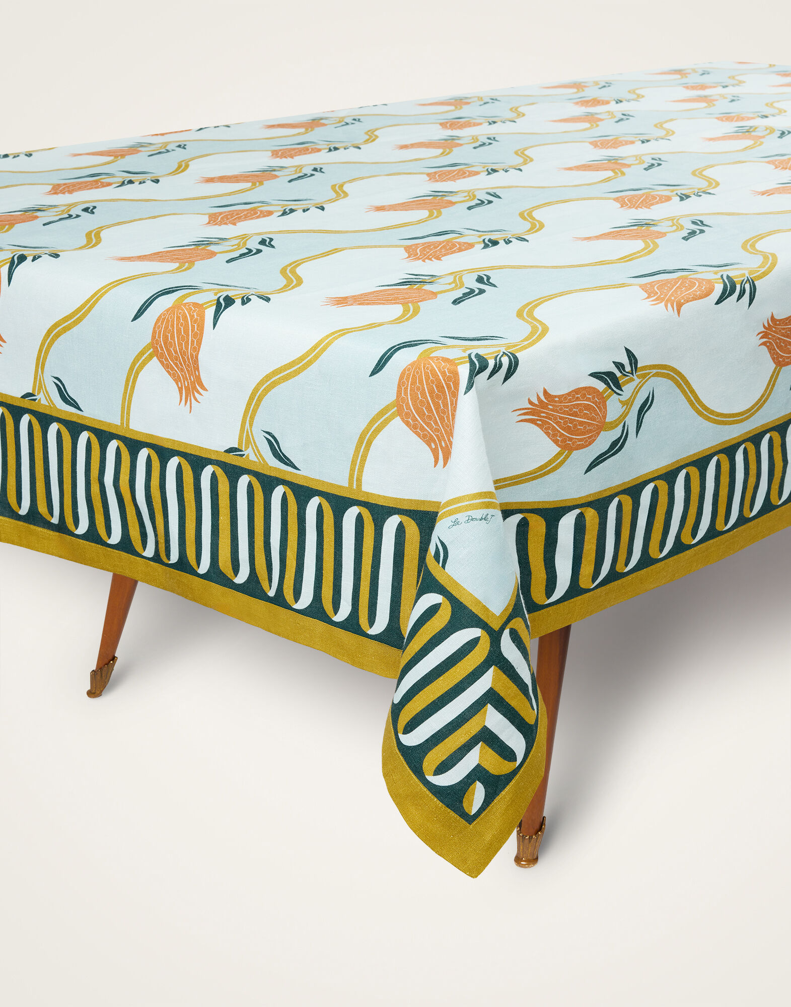 La DoubleJ Large Tablecloth Melograno Plac&eacute;e Light Blue TBC0018LIN008MEL04BU01