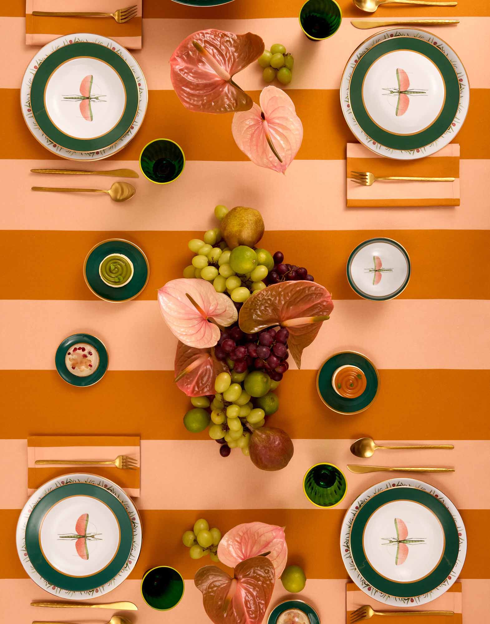 La DoubleJ Medium Tablecloth Contrada Light Pink TBC0019COT073CTD01PI20