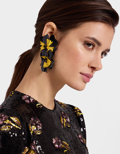 La DoubleJ Flora Earrings Solid Black EAR0047POL013SOLIDBL01
